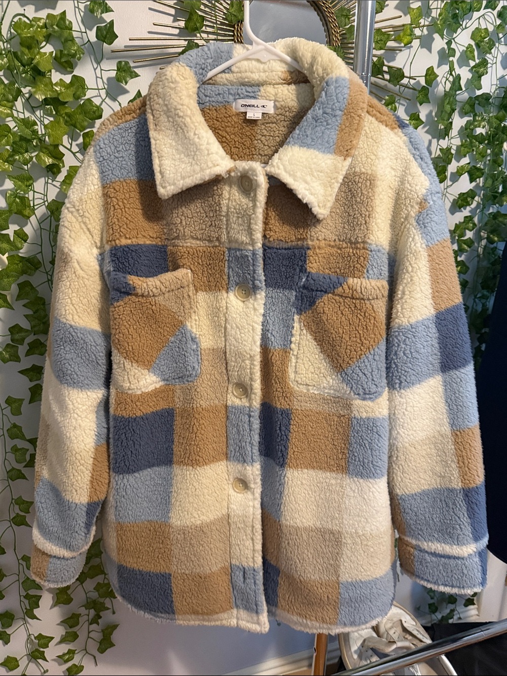 O'Neill women’s Plaid Sherpa Jacket - Cream, Tan & Blue